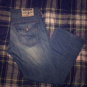 Men’s True Religion straight fit jeans 36W 31L